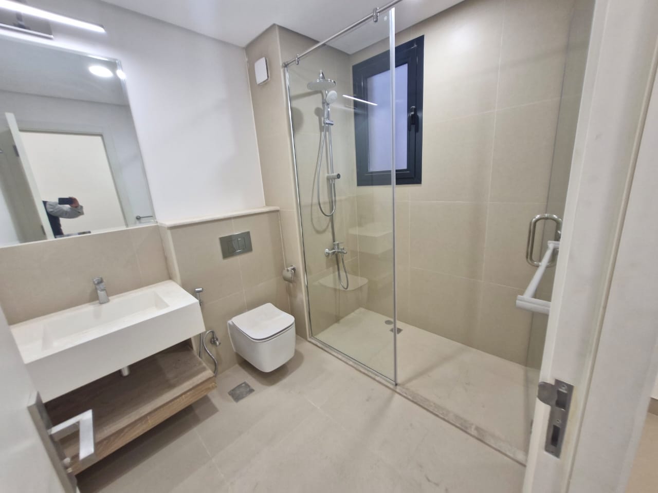 🏰 *Modern Luxury Villa in Sidra District – Roshn*   ✨ 400 sqm | Contemporary Design Blending Elegance, Functionality & Sustainability 🌿♻️